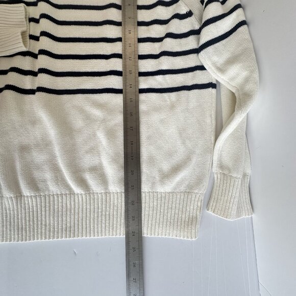 Vivance Sweater Womens Medium Striped Nautical Pullover Crewneck Buttons Coastal - Picture 12 of 13